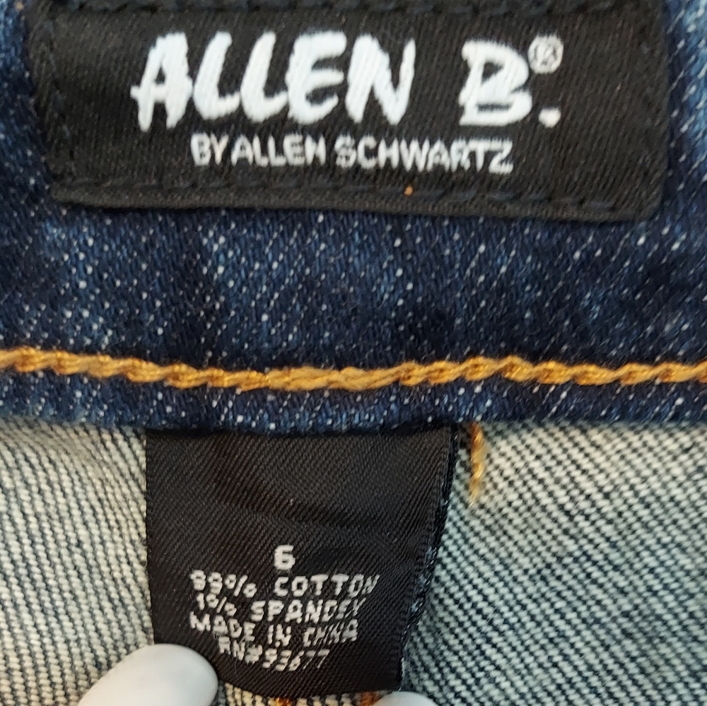 Allen B by Allen Schwartz Flare Jeans - Picture 4 of 5